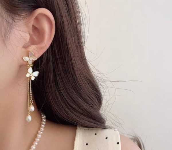 Unique Design Elegant Delicate Pearl Butterfly Tassel Earrings